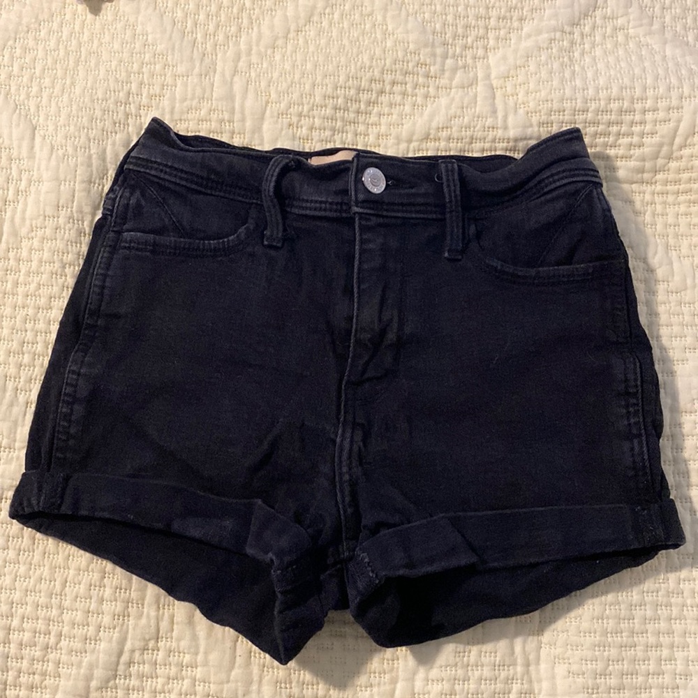 Hollister black jean shorts size 00